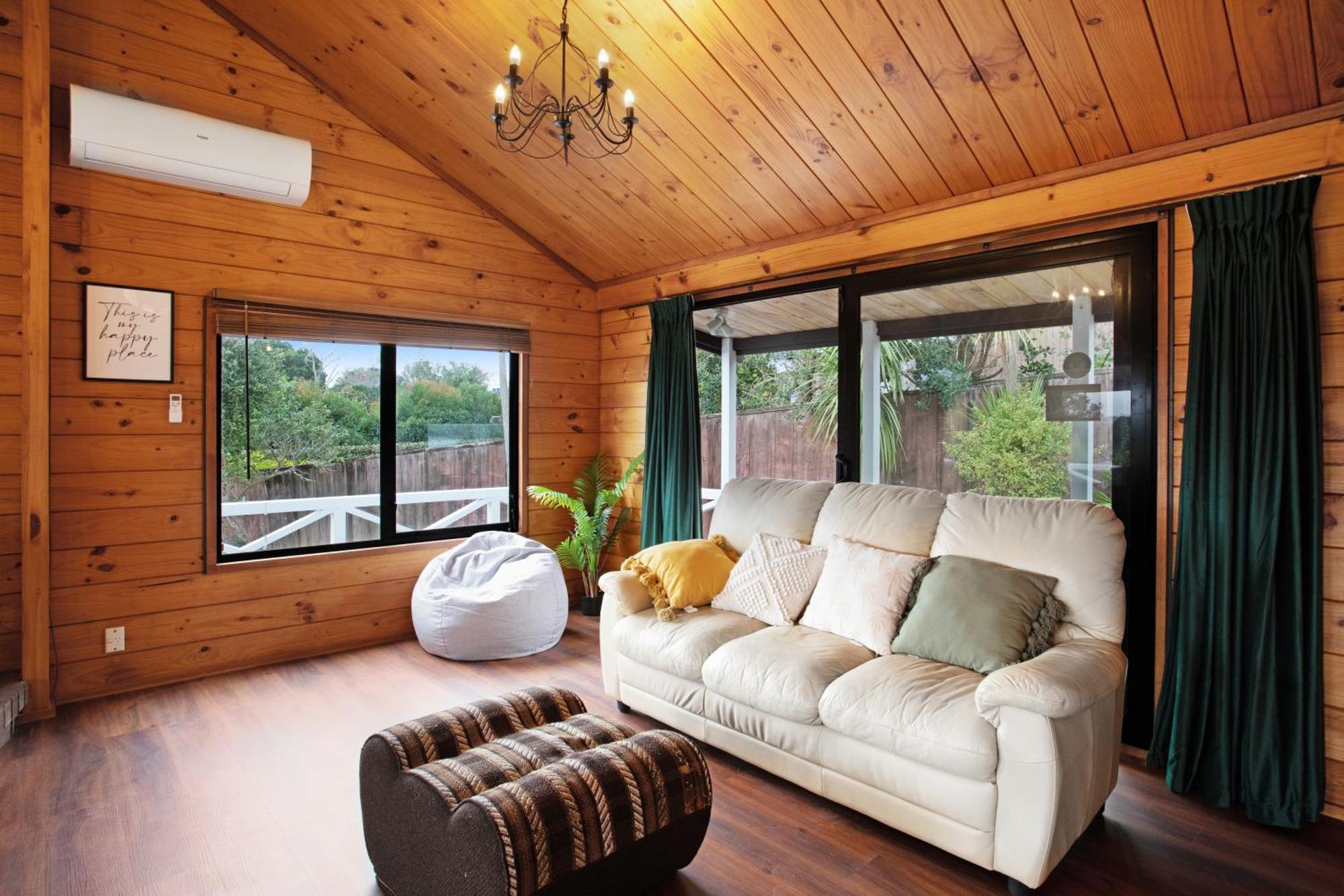 Greenhithe Hidden Gem With Sea Views And Air-con